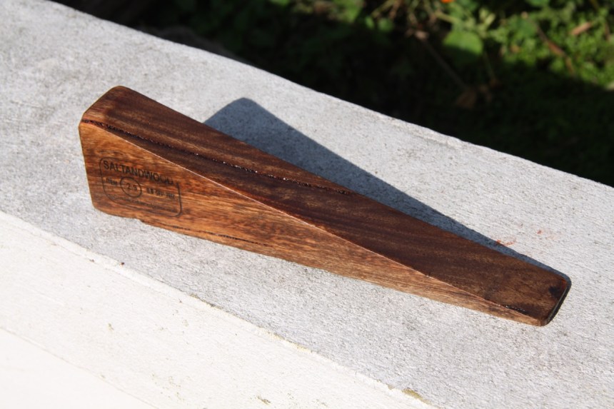 beach house sculpture, re purposed, salty, wood grain.